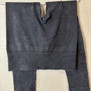 Mono B Womans Gray Leggings